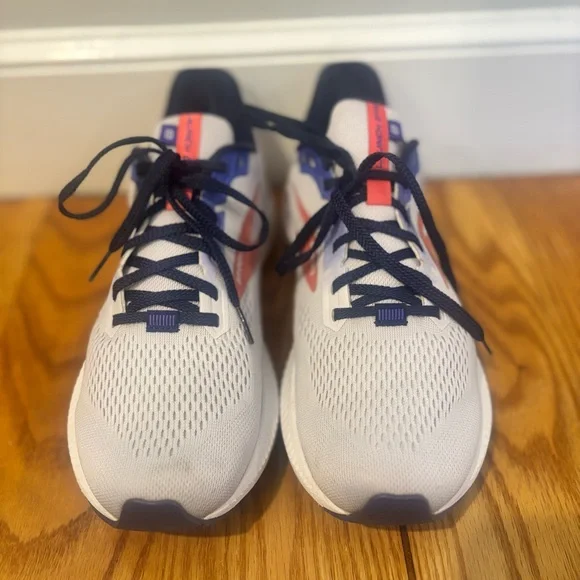 Brooks Launch 8 Gray Purple Womens US Size 9.5 EUR 41 1203461B520 Running Shoes - Picture 6 of 11